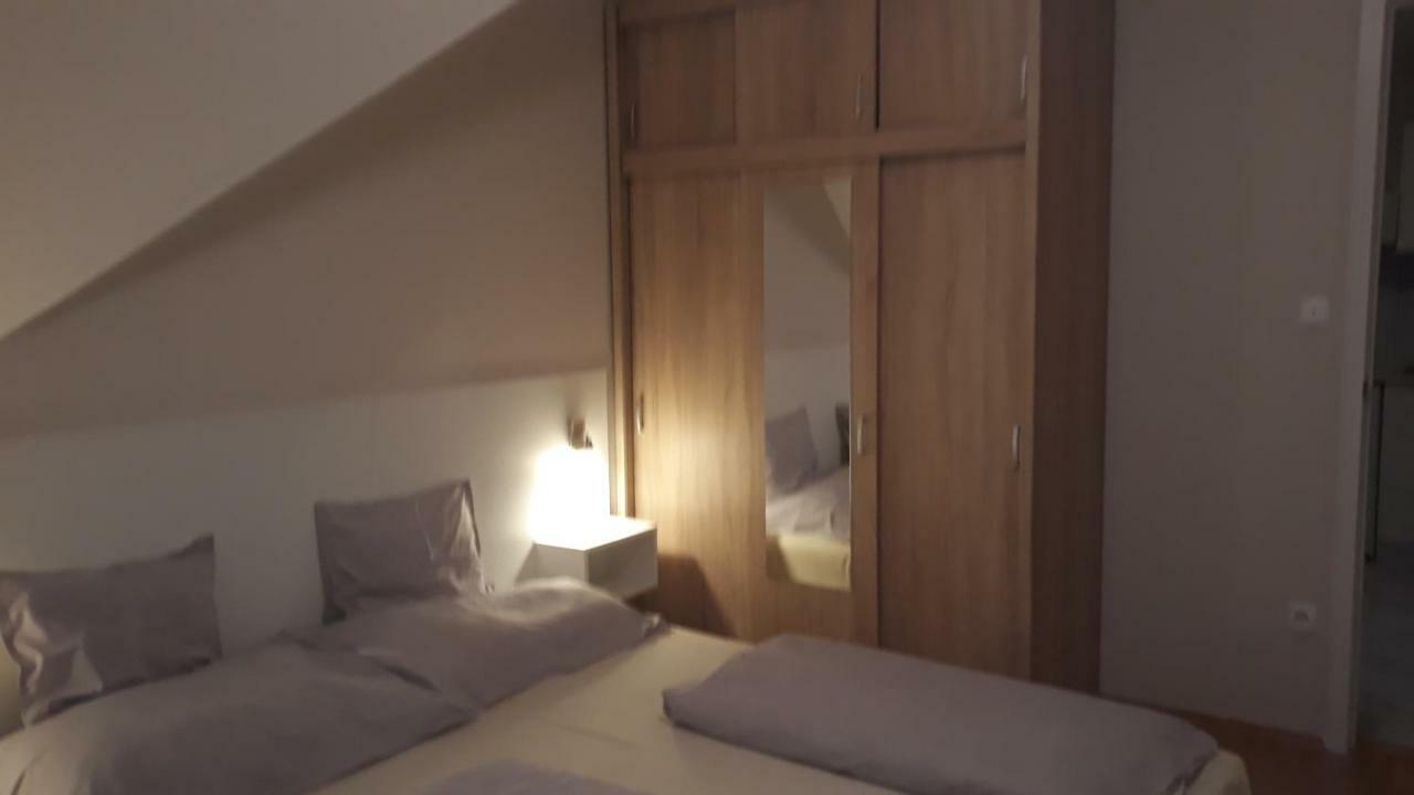 Szaloky Apartmanhaz Gyenesdiás Extérieur photo